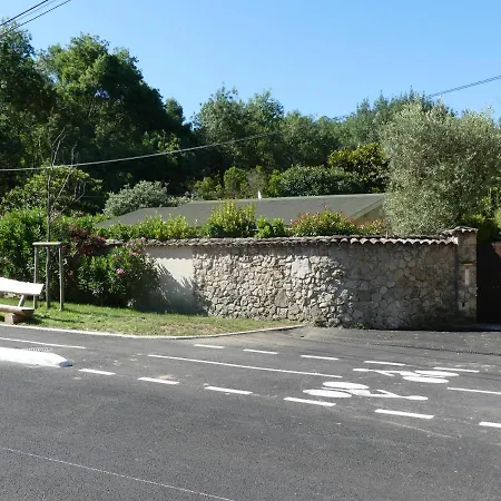 Maisonnette Au Calme Et Proche Casa de Férias *