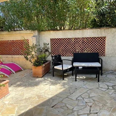 Casa de Férias Maisonnette Au Calme Et Proche *