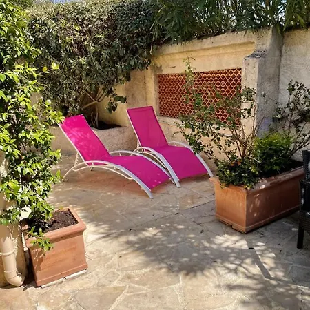 Dom wakacyjny Maisonnette Au Calme Et Proche *