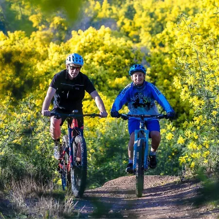 Maisonnette Au Calme Et Proche Mandelieu