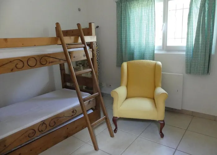 Дом отдыха Maisonnette Au Calme Et Proche